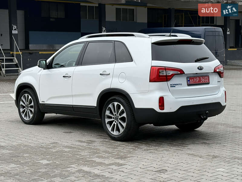 Внедорожник / Кроссовер Kia Sorento 2015 в Ровно