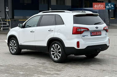 Позашляховик / Кросовер Kia Sorento 2015 в 