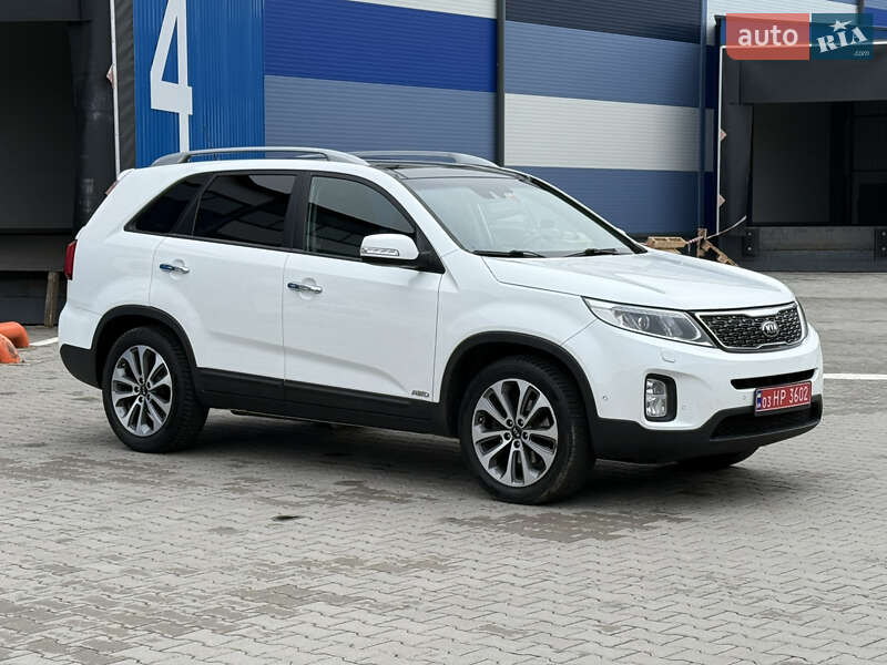 Внедорожник / Кроссовер Kia Sorento 2015 в Ровно