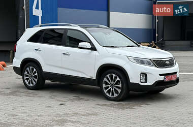 Позашляховик / Кросовер Kia Sorento 2015 в 