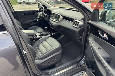 Внедорожник / Кроссовер Kia Sorento 2019 в 