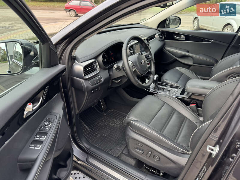 Внедорожник / Кроссовер Kia Sorento 2019 в Дубно фото 23 Внедорожник / Кроссовер Kia Sorento 2019 в Дубно