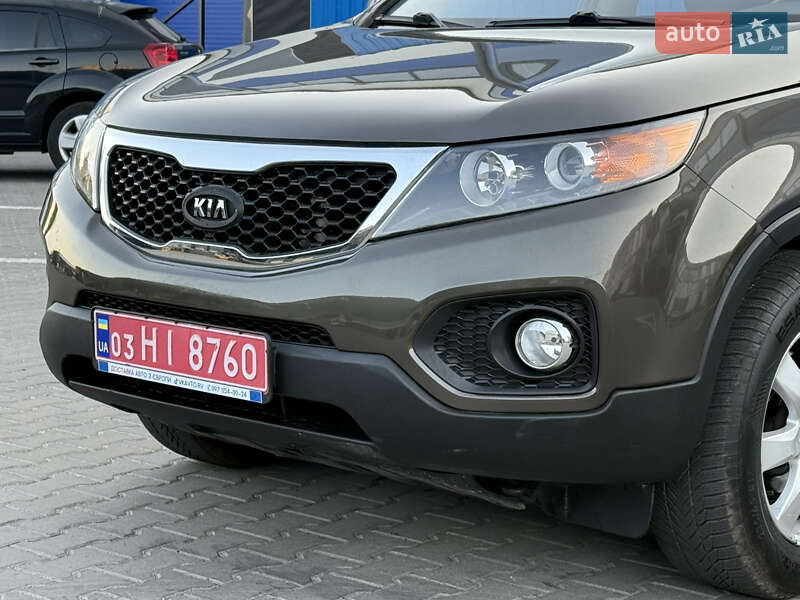 Внедорожник / Кроссовер Kia Sorento 2012 в Ровно