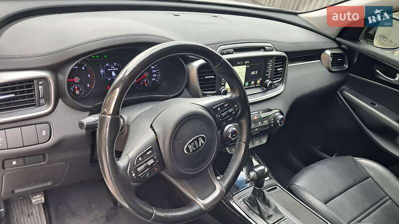 Позашляховик / Кросовер Kia Sorento 2015 в Києві фото 25 Позашляховик / Кросовер Kia Sorento 2015 в Києві
