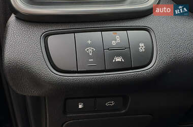 Внедорожник / Кроссовер Kia Sorento 2016 в 