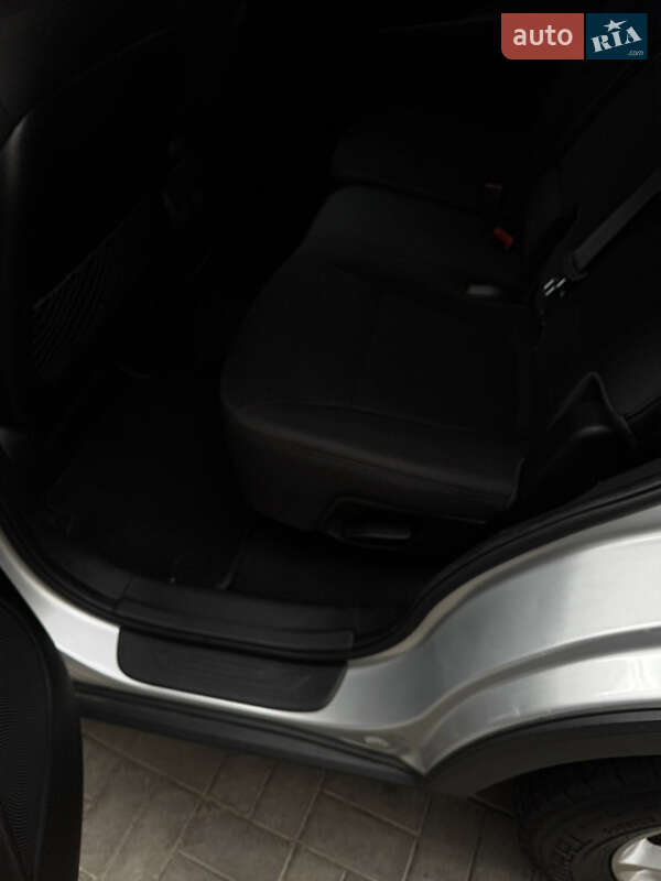 Внедорожник / Кроссовер Kia Sorento 2013 в Сумах фото 16 Внедорожник / Кроссовер Kia Sorento 2013 в Сумах