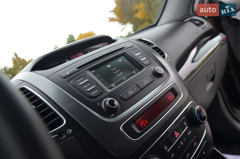 Внедорожник / Кроссовер Kia Sorento 2013 в Стрые