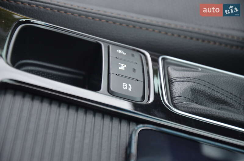 Внедорожник / Кроссовер Kia Sorento 2013 в Стрые