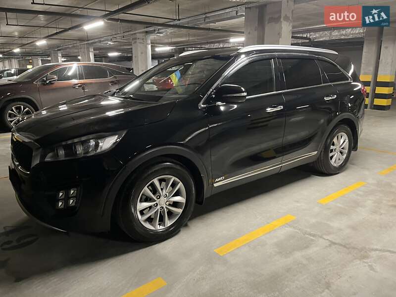 Внедорожник / Кроссовер Kia Sorento 2017 в 