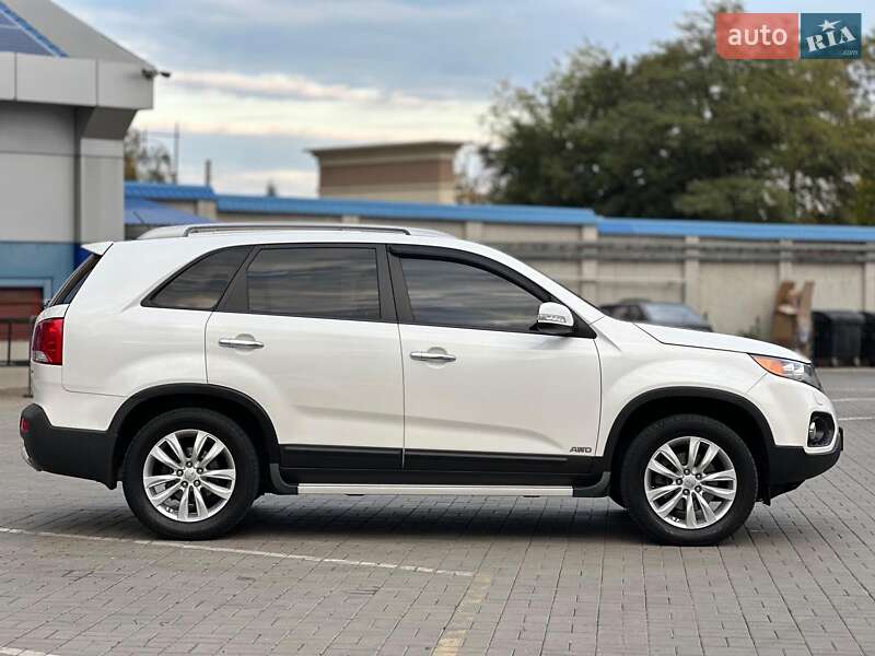Внедорожник / Кроссовер Kia Sorento 2011 в Одессе