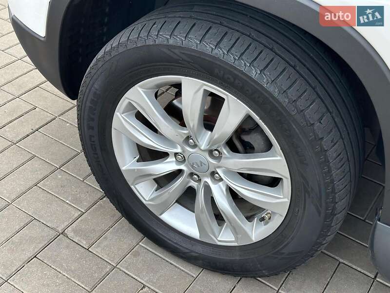 Внедорожник / Кроссовер Kia Sorento 2011 в Одессе