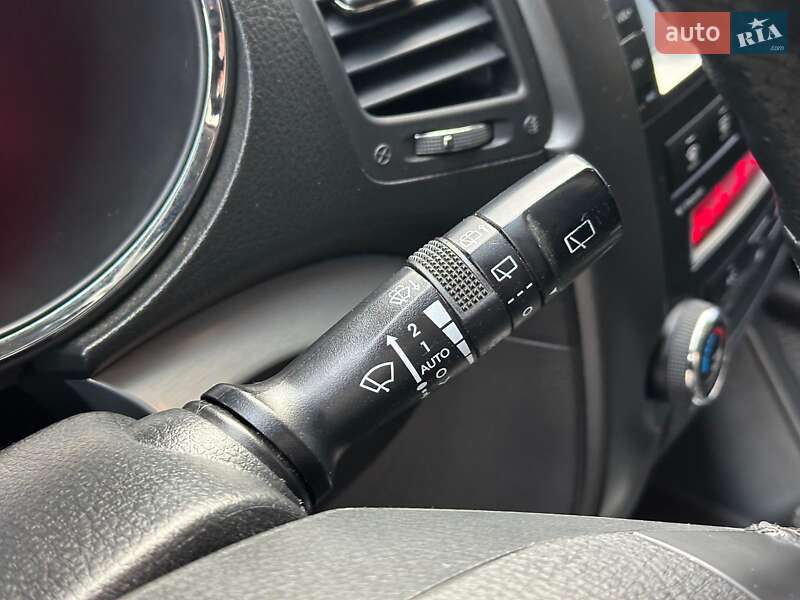 Внедорожник / Кроссовер Kia Sorento 2011 в Одессе