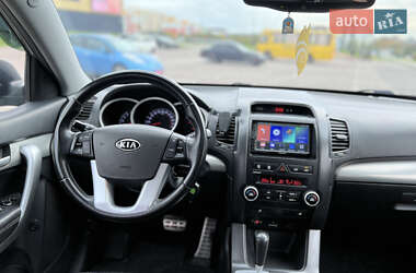 Внедорожник / Кроссовер Kia Sorento 2010 в 
