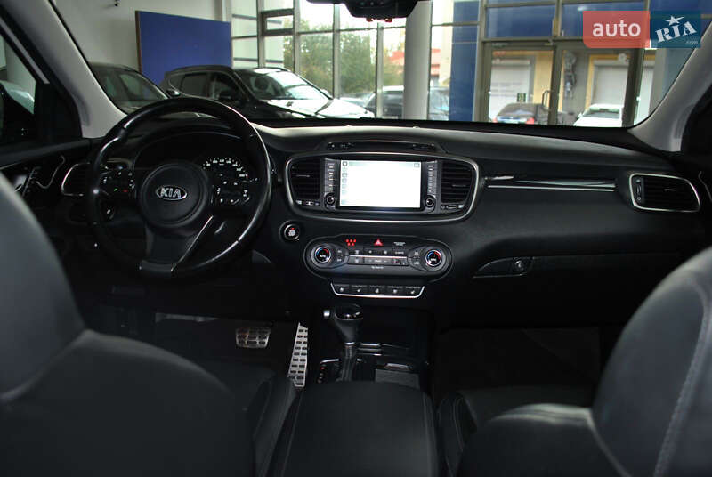 Внедорожник / Кроссовер Kia Sorento 2017 в Ровно
