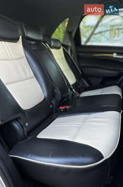 Внедорожник / Кроссовер Kia Sorento 2010 в 