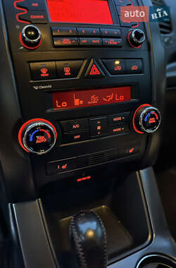 Внедорожник / Кроссовер Kia Sorento 2010 в 