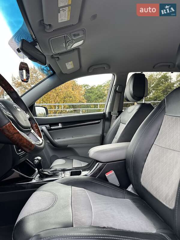 Внедорожник / Кроссовер Kia Sorento 2013 в Киеве