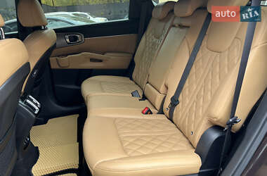 Позашляховик / Кросовер Kia Sorento 2020 в 