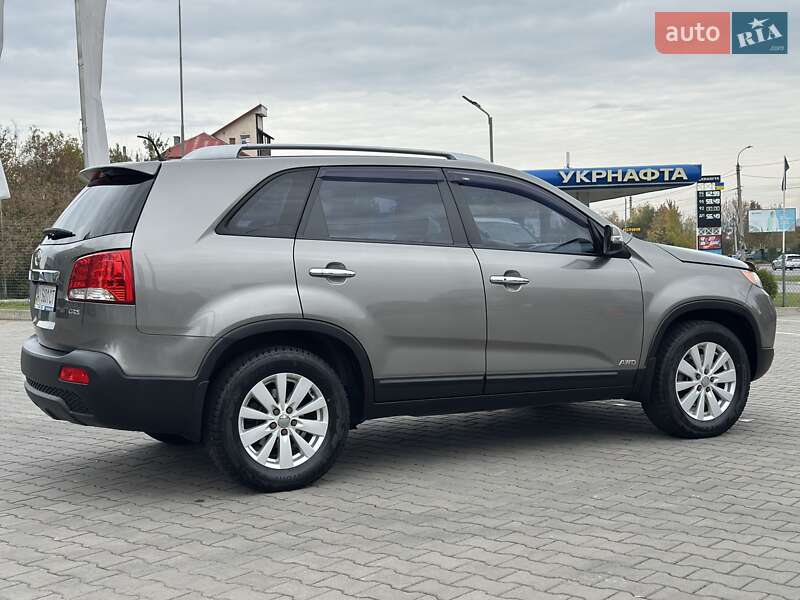 Внедорожник / Кроссовер Kia Sorento 2011 в Хмельницком