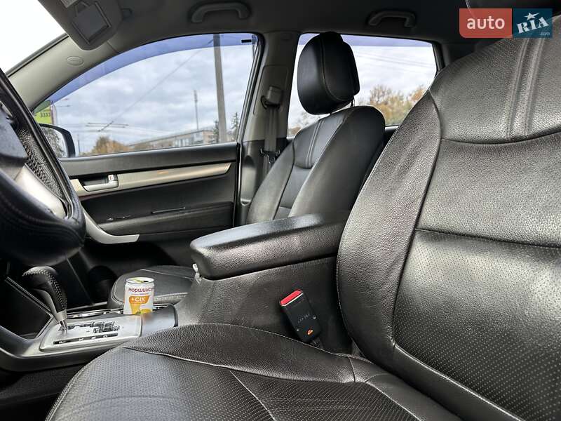 Внедорожник / Кроссовер Kia Sorento 2011 в Хмельницком