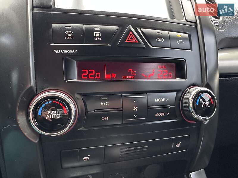 Внедорожник / Кроссовер Kia Sorento 2011 в Хмельницком