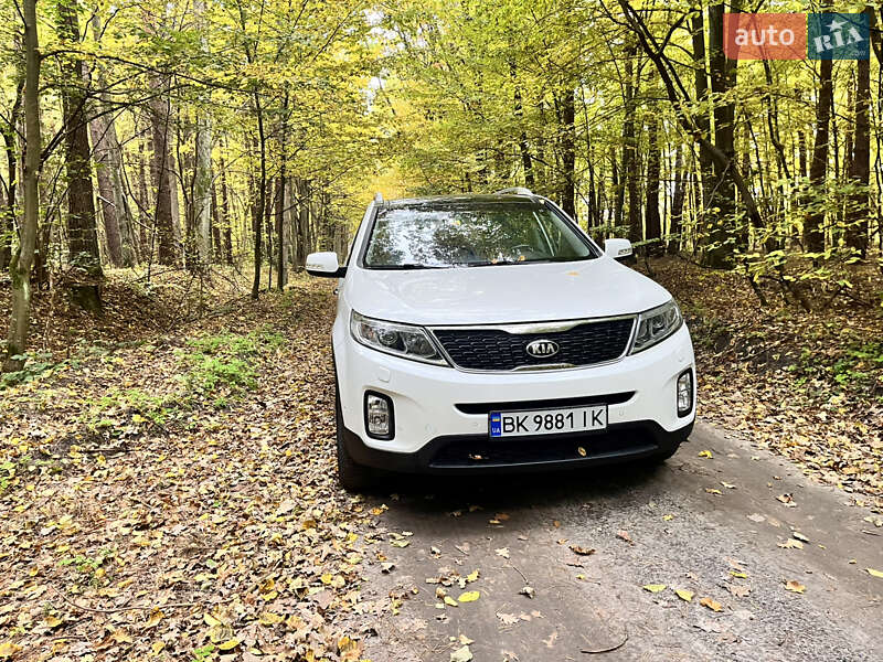 Позашляховик / Кросовер Kia Sorento 2014 в Радивиліві