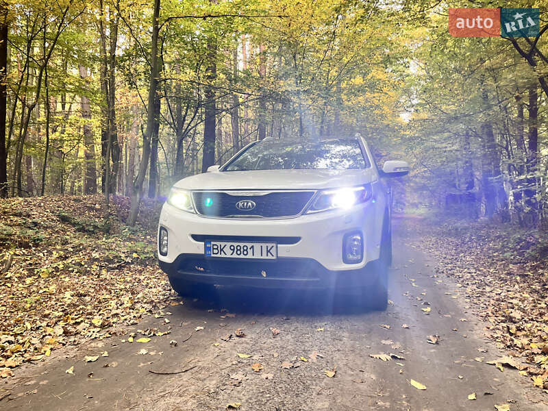 Позашляховик / Кросовер Kia Sorento 2014 в Радивиліві
