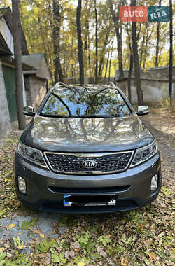 Внедорожник / Кроссовер Kia Sorento 2014 в Днепре