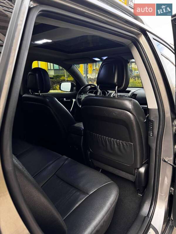 Позашляховик / Кросовер Kia Sorento 2012 в Одесі
