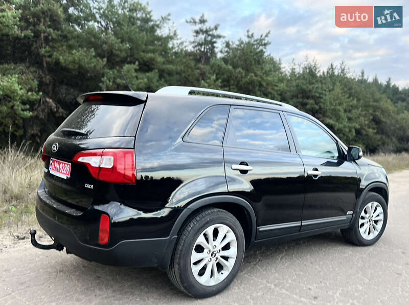 Внедорожник / Кроссовер Kia Sorento 2013 в Ахтырке фото 43 Внедорожник / Кроссовер Kia Sorento 2013 в Ахтырке