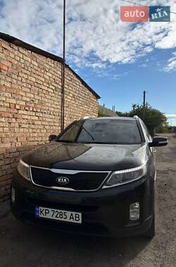 Позашляховик / Кросовер Kia Sorento 2013 в 