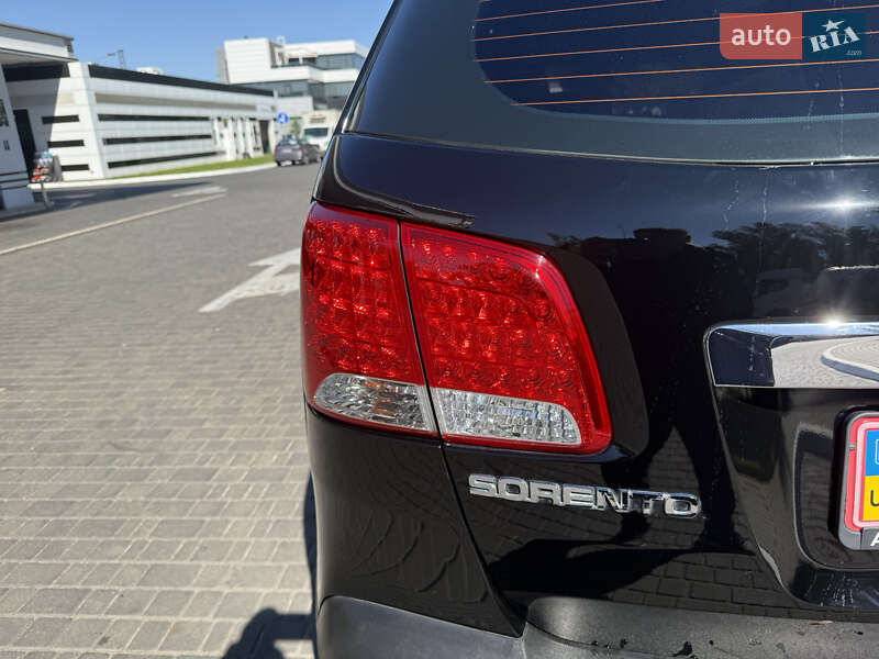 Позашляховик / Кросовер Kia Sorento 2011 в Одесі