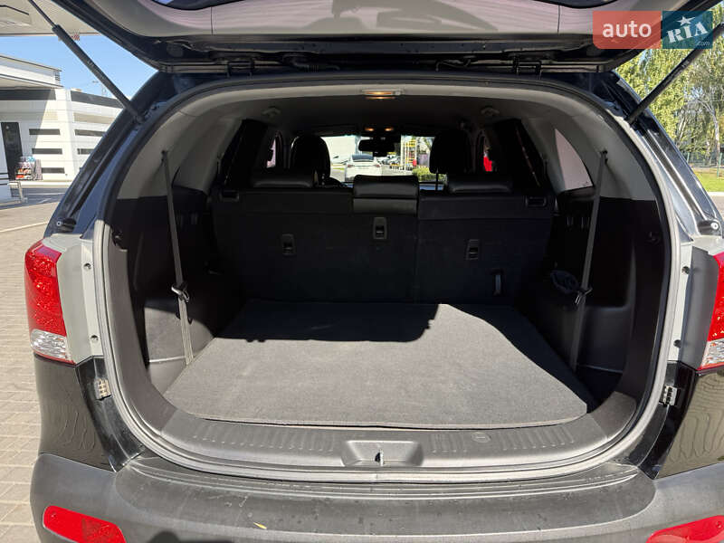 Позашляховик / Кросовер Kia Sorento 2011 в Одесі