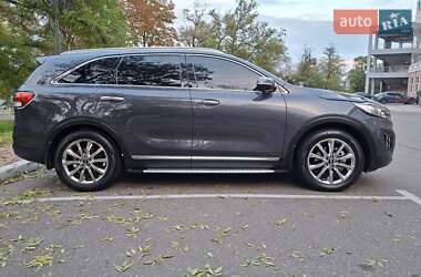 Позашляховик / Кросовер Kia Sorento 2015 в 