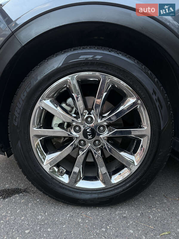 Внедорожник / Кроссовер Kia Sorento 2015 в Одессе фото 14 Внедорожник / Кроссовер Kia Sorento 2015 в Одессе