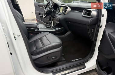 Позашляховик / Кросовер Kia Sorento 2016 в  фото 37 Позашляховик / Кросовер Kia Sorento 2016 в