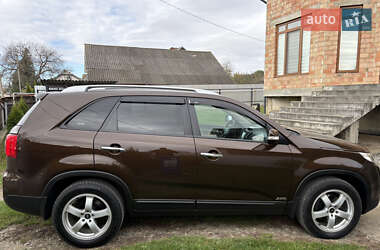 Внедорожник / Кроссовер Kia Sorento 2013 в Черновцах