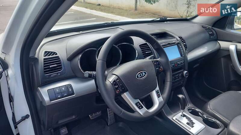 Внедорожник / Кроссовер Kia Sorento 2011 в Белгороде-Днестровском фото 17 Внедорожник / Кроссовер Kia Sorento 2011 в Белгороде-Днестровском
