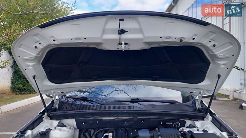 Внедорожник / Кроссовер Kia Sorento 2011 в Белгороде-Днестровском фото 29 Внедорожник / Кроссовер Kia Sorento 2011 в Белгороде-Днестровском