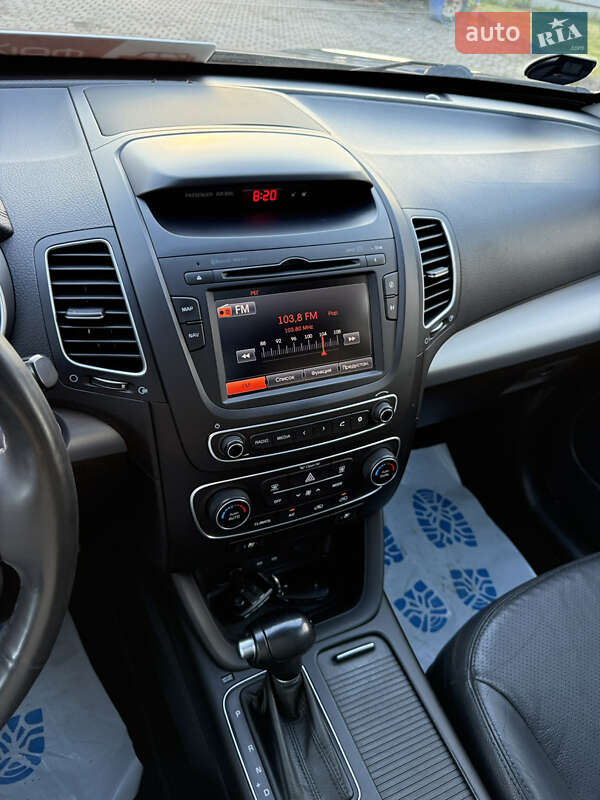 Внедорожник / Кроссовер Kia Sorento 2014 в Ивано-Франковске фото 26 Внедорожник / Кроссовер Kia Sorento 2014 в Ивано-Франковске