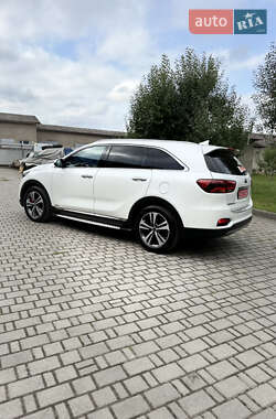 Внедорожник / Кроссовер Kia Sorento 2018 в 