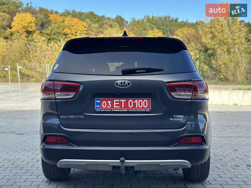 Внедорожник / Кроссовер Kia Sorento 2016 в Дубно