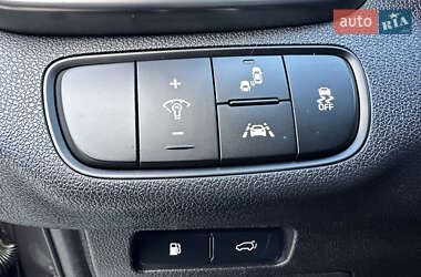Позашляховик / Кросовер Kia Sorento 2016 в  фото 35 Позашляховик / Кросовер Kia Sorento 2016 в
