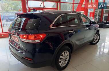 Внедорожник / Кроссовер Kia Sorento 2016 в 