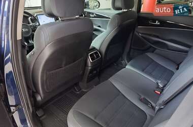 Внедорожник / Кроссовер Kia Sorento 2016 в 