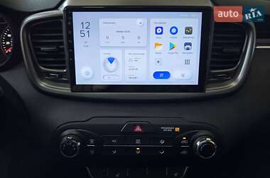 Внедорожник / Кроссовер Kia Sorento 2016 в 