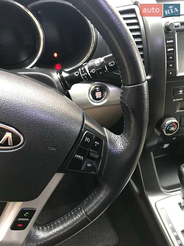 Позашляховик / Кросовер Kia Sorento 2012 в Вінниці