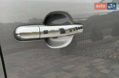 Позашляховик / Кросовер Kia Sorento 2013 в  фото 16 Позашляховик / Кросовер Kia Sorento 2013 в