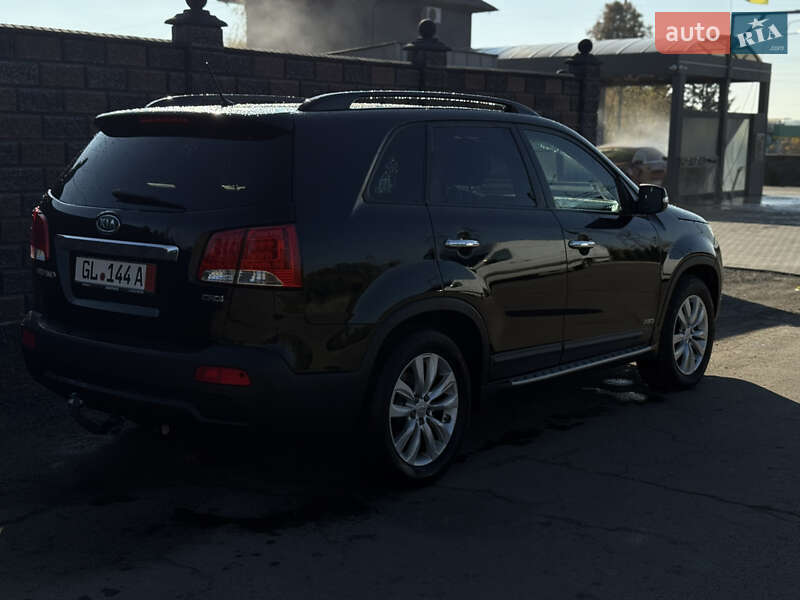 Позашляховик / Кросовер Kia Sorento 2011 в Рівному