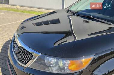 Внедорожник / Кроссовер Kia Sorento 2012 в 